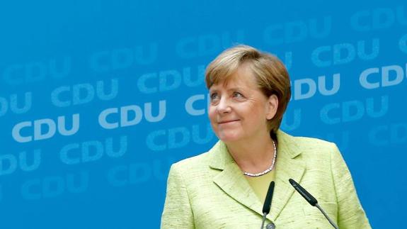 Merkel ve en la victoria de Macron en Francia «la esperanza de millones de europeos»