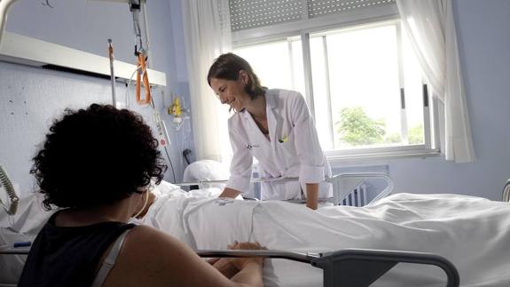 Enfermera en el Hospital Donostia. 