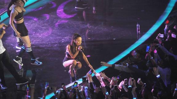 Ariana Grande tras el atentado de Manchester: «Estoy rota»