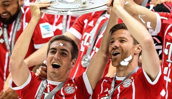 Lahm y Alonso han dicho adiós al fútbol proclamándose campeones de la Bundesliga