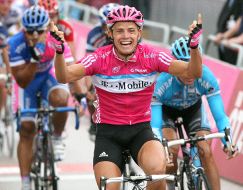 Gerald Ciolek vención con autoridad al sprint en la Vuelta a Alemania. [AFP]