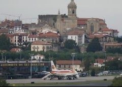 El plan para el aeropuerto apuesta por coordinar la oferta de vuelos con Biarritz