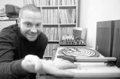 «Los tocadiscos y el vinilo daban a la música inmediatez, fisicidad y la personificaban»