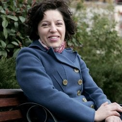 Alicia en un rincón de Madrid. Su compañía Teatro para Armar está en Sombrerería, 3. [ÁLVARO HERNÁNDEZ]