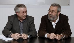 Ignacio Fernández Toxo y Cándido Méndez, ayer en Madrid. /EFE
