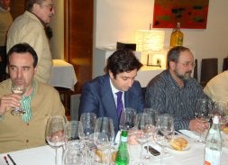 La reunión de los cofrades de La Casa de Lúculo contó con excelentes vinos.