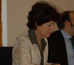 María Victoria López Cordón al inicio del seminario ayer. / SUDUPE