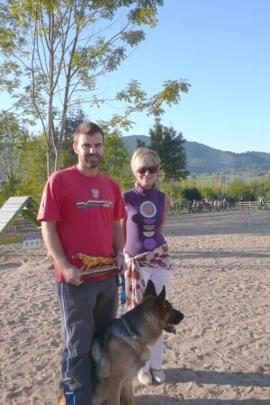 Un pastor alemán gana el Concurso de Agility organizado por Perroland