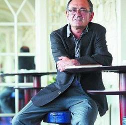 Defiende que los dialectos son relativamente recientes. ::                             MIKEL FRAI                            LE