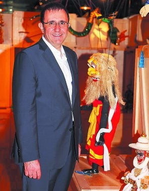 Félix Romero, durante su visita ayer al Topic de Tolosa.