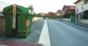 Langarda. En la zona de Langarda han cogido a vecinos de Hernani dejando sus residuos. ::
JUANFER