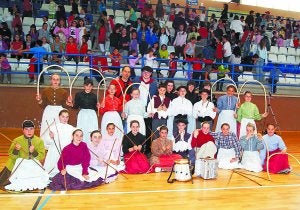 Los componentes del grupo de dantza de Ibarra ofrecieron varias actuaciones.