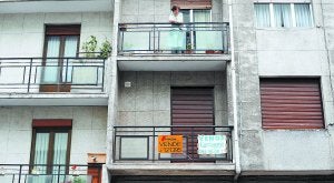 Descenso. Pese al descenso del precio de las viviendas no se consiguen ventas en Eibar. ::
MORQUECHO