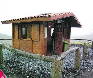 En Erlaitz. Punto Informativo de Aiako Harria. ::
F. DE LA HERA