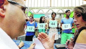 Debate entre miembros del jurado y, entre los concursantes, los que finalmente resultarían ganadores.