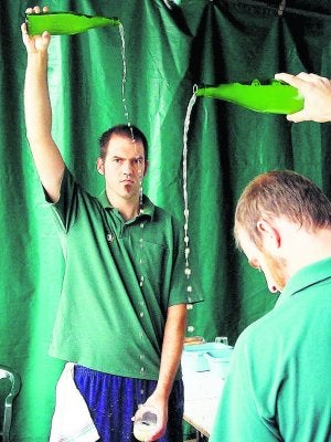 Sidra. El jurado tuvo que poner a prueba su paladar. ::
AITOR