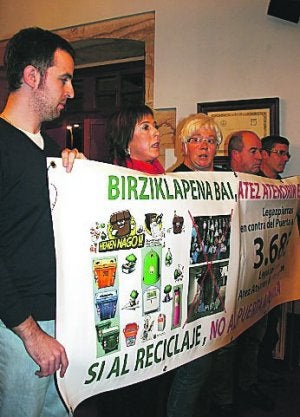 Plataforma en el Pleno. ::
LIMIA