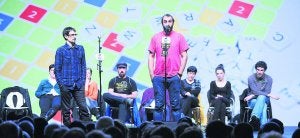 Buruz-buru. Igor Elortza, bigarren sailkatua, eta Arkaitz Estiballes, irabazlea, finaleko lanetako batean. ::
FERNANDO GÓMEZ