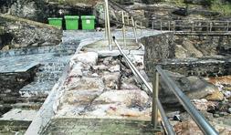 El exterior del bar que se ha quedado sin protección.