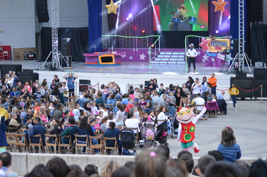 El show de Clan en La Encina