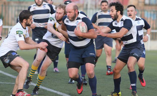 Bierzo Rugby, en uno de sus últimos encuentros antes de iniciar la liga.