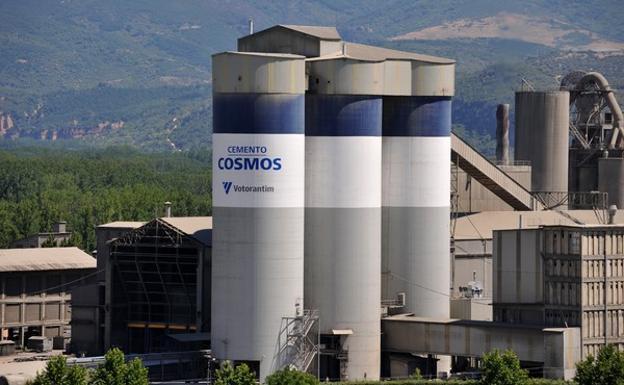 Fábrica de Cosmos en Toral de los Vados.