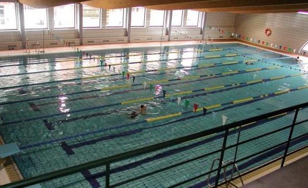 Piscinas cubiertas del Campus de Ponferrada.