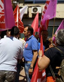 Imagen secundaria 2 - Los sindicatos reclaman en Ponferrada una subida salarial «justa»