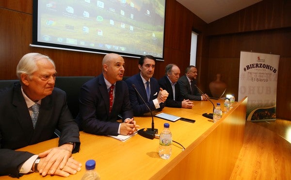Fotos: Jornada de Bierzo Hub dedicada al sector de la madera