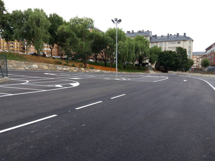 Fotos: Nuevo aparcamiento en la zona alta de Ponferrada