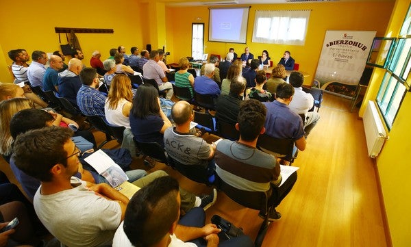 Fotos: Jornada sobre concentración parcelaria del programa Bierzo Hub