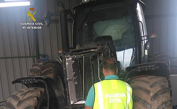 Imagen del tractor recuperado.