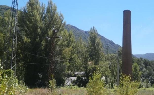 Imagen de la parcela y de las instalaciones.