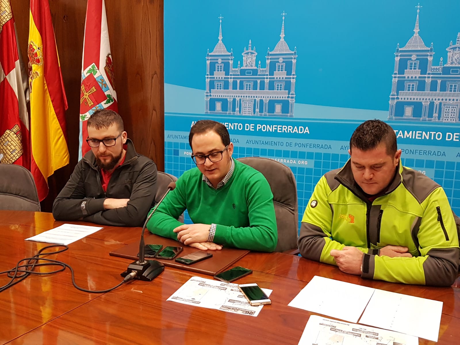 Presentación del XXVI Rallye del Bierzo en el Ayuntamiento de Ponferrada. 