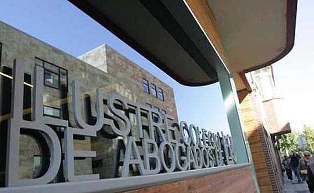 Justicia adeuda más de 330.000 euros a los 300 abogados leoneses del Turno de Oficio por impagos desde noviembre