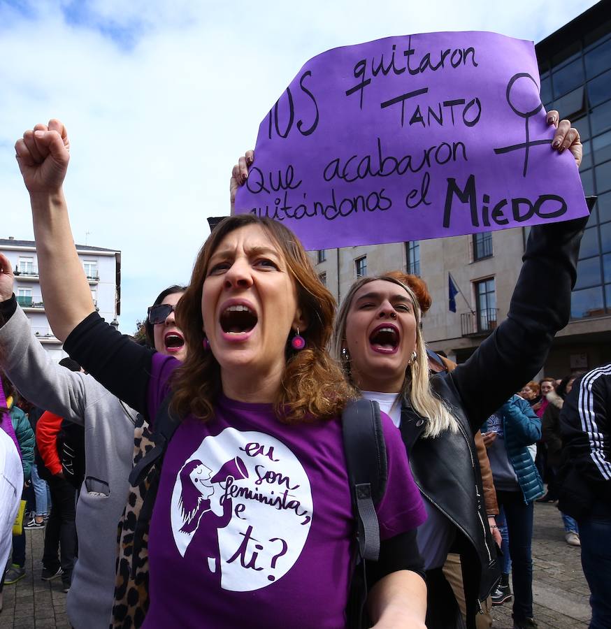 Fotos: Manifestación del 8-M en Ponferrada