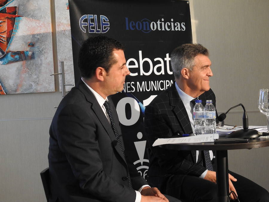 Fotos: Debate de leonoticias y la Fele en Ponferrada