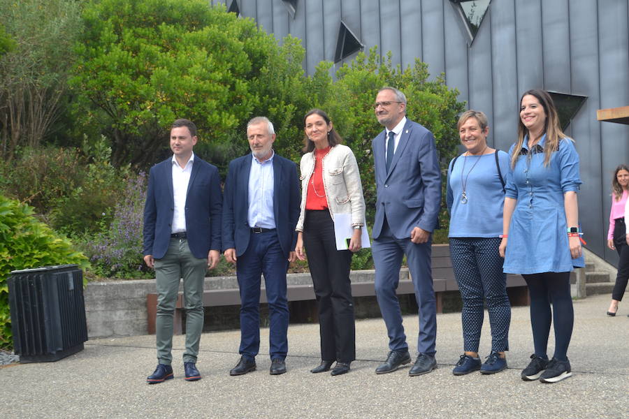 Fotos: La ministra de Industria, en Ponferrada