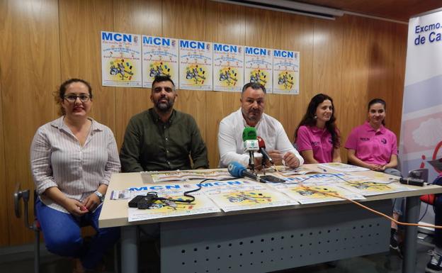 Imagen de la presentación del campamento.