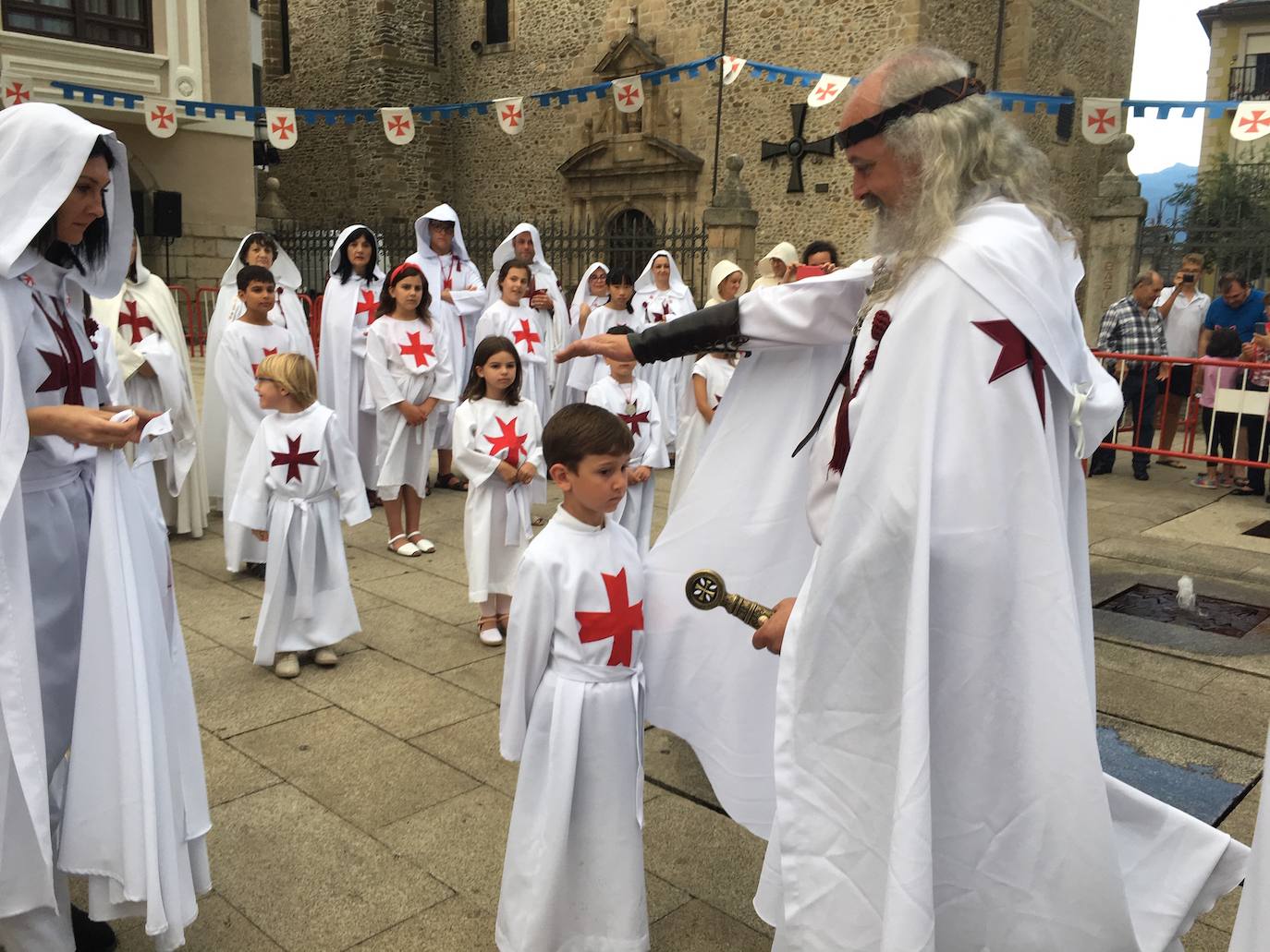 Fotos: Nombramiento de pequeños escuderos