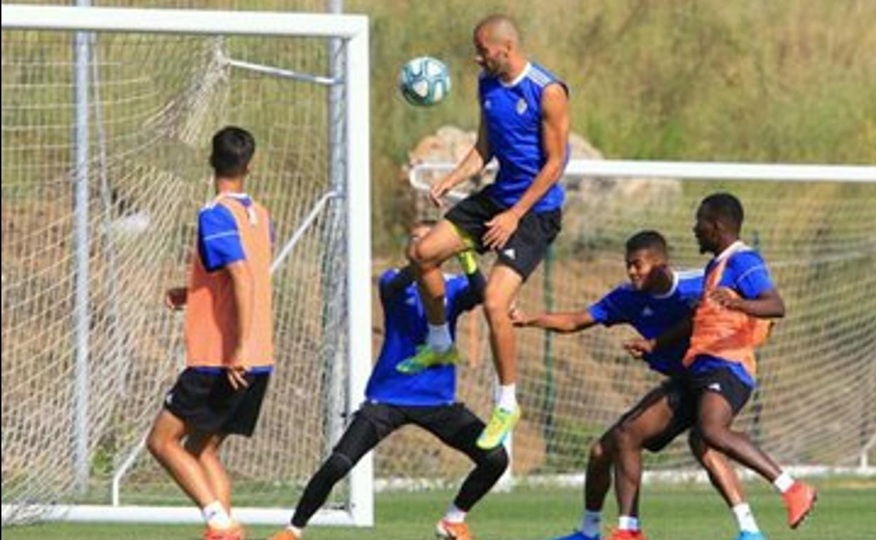 Entrenamiento de la Ponferradina.