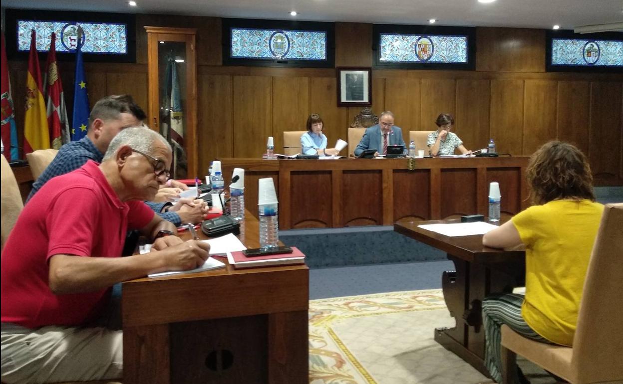 Pleno ordinario celebrado este viernes en Ponferrada.