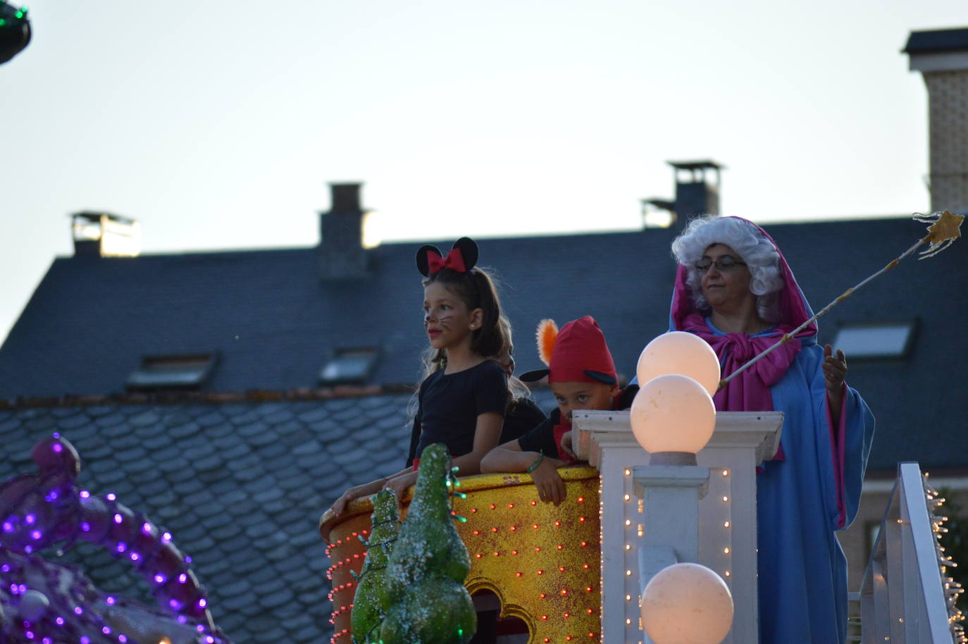 Fotos: Desfile de carrozas La Encina 2019