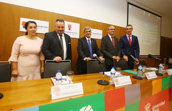 Fotos: El rector de la ULE inaugura el curso académico en el Campus de Ponferrada