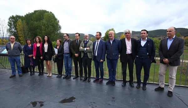 Fotos: El consejero de Cultura y Turismo se reúne con los alcaldes de Las Médulas