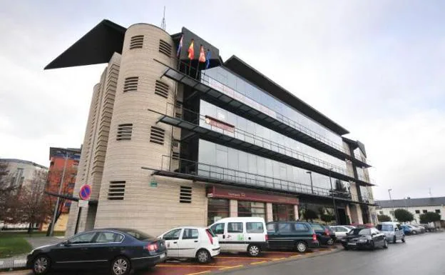 Imagen del Edificio Minero que alberga la sede del Consejo Comarcal del Bierzo. 