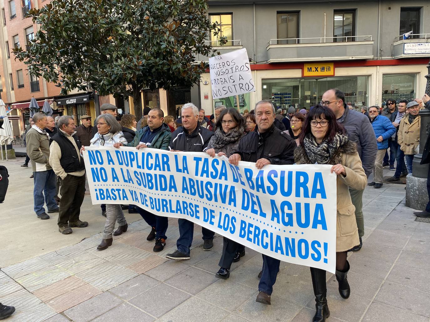 Fotos: Manifestación contra la subida de tasas