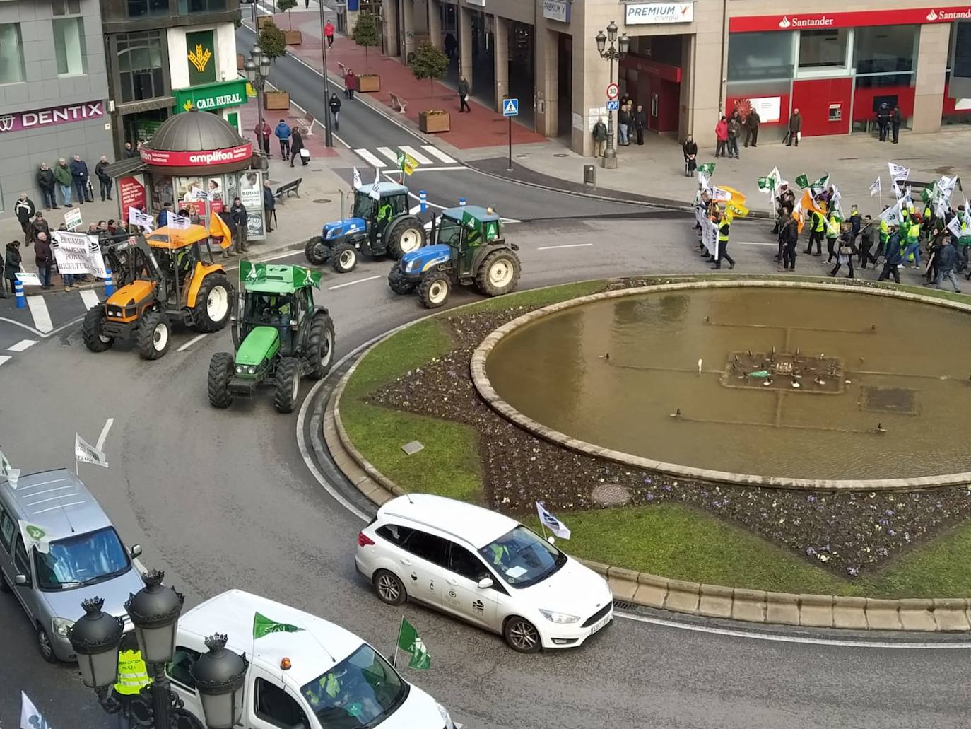 Fotos: Tractorada histórica en Ponferrada