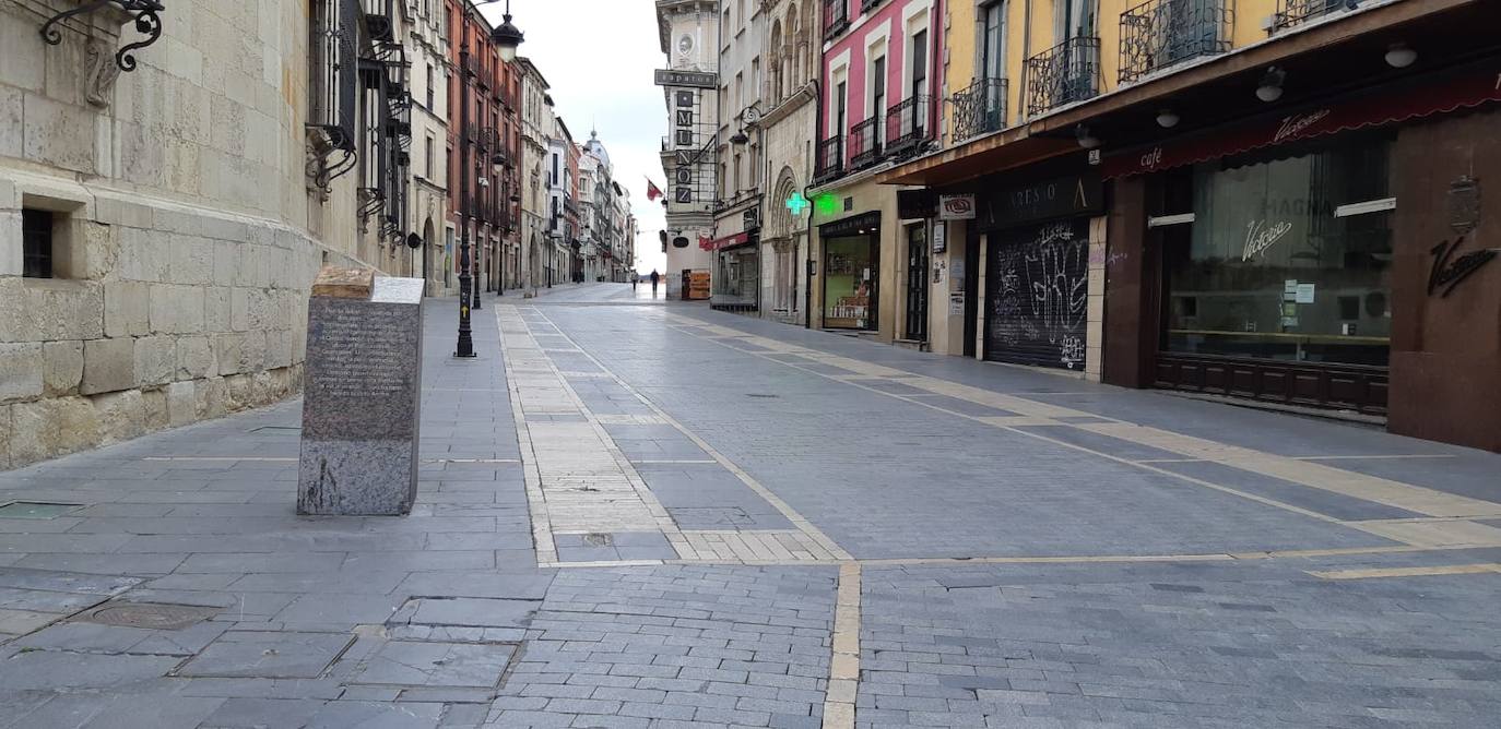 Finalizada ya la moratoria para el cierre de las actividades no esenciales con el objetivo de limitar aún más la movilidad. Se percibe que la afluencia de gente y de vehículos es menor que otros días laborables de la cuarentena.