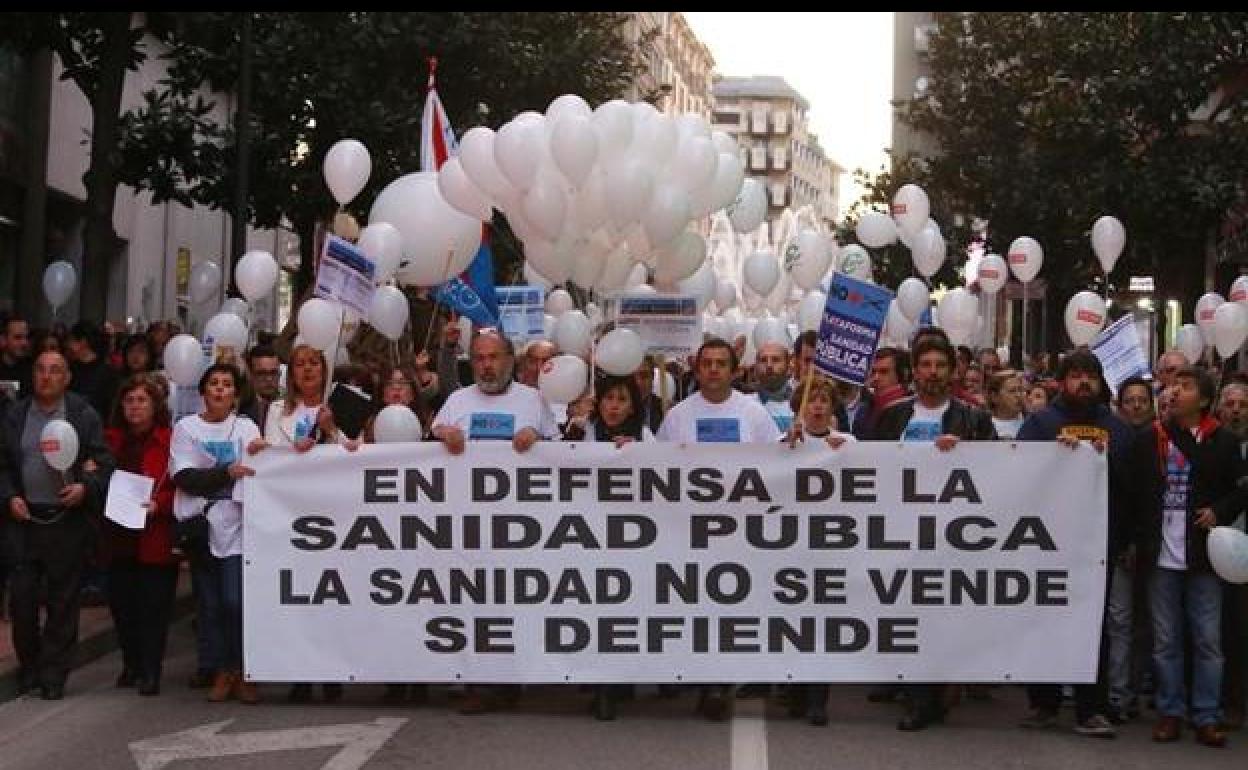 Manifestación en defensa de la sanidad pública en Ponferrada.
